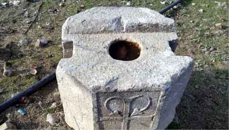 TARİHİ ESER SATARKEN YAKALANDI