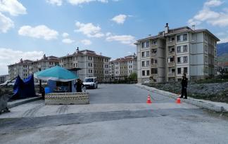 Toki’de üç konut karantinaya alındı!