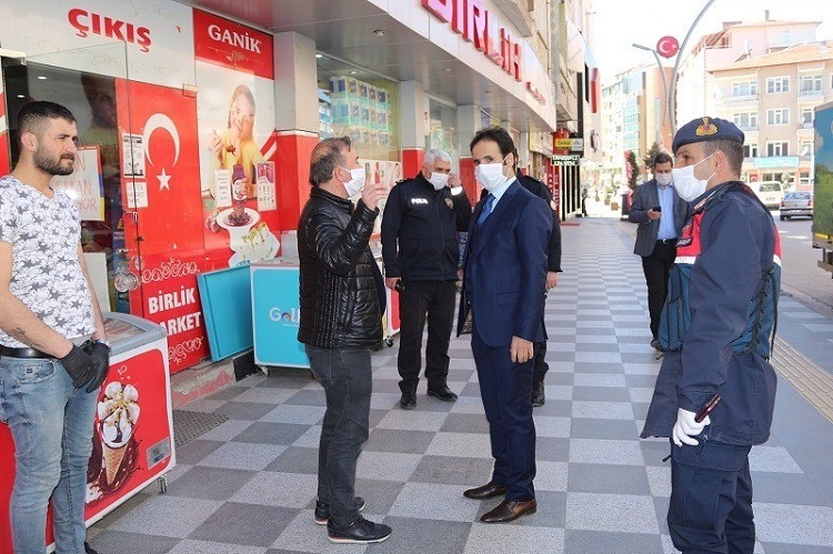 KAYMAKAM VİRÜS TEDBİRLERİNİ İNCELEDİ