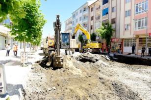 BELEDİYE BAYRAMDA AŞKLA ÇALIŞIYOR