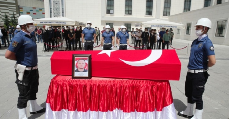 ÇORUMLU POLİS SEVENLERİNİ ÜZDÜ