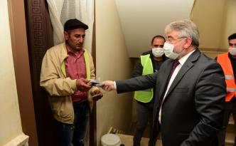 BELEDİYE 200 BİN NANO MASKE DAĞITACAK