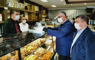 AHLATCI ÇARŞIDA ESNAFI DİNLEDİ