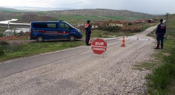 BİR KÖY DAHA KARANTİNAYA ALINDI