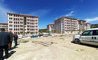 BİTİRİLEN KONUTLAR TESLİM EDİLİYOR