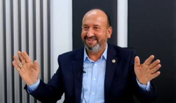 VEKİLİN 3 KIZI HAKKIYLA İŞE YERLEŞMİŞ!
