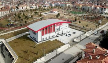 FİTNESS SALONLARI YENİDEN AÇILIYOR