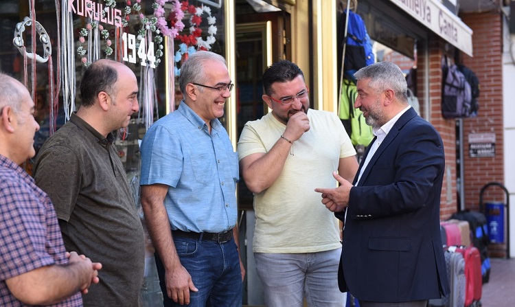 BAŞKAN AŞGIN GÖNÜLLERE DOKUNUYOR