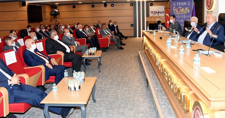 ESNAF BORÇLARIN ERTELENMESİNİ İSTEDİ