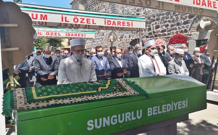 NECİP DERE DUALARLA UĞURLANDI