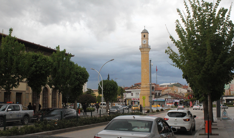 HEDİYE PAKETİ DAĞITILACAK