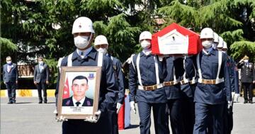 UZMAN ÇAVUŞ KAZADA CAN VERDİ!