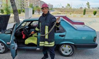 ÇORUM’DA ARAÇTAN YILAN ÇIKTI