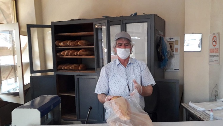 VİRÜS NEDENİYLE EKMEĞİ 50 KURUŞ YAPTI