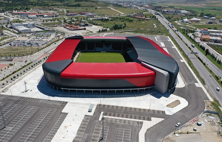 ÇORUM’UN YENİ STADI AÇILIYOR