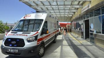 PASTADAN YİYEN 20 KİŞİ ZEHİRLENDİ