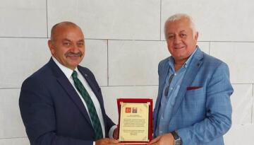 BAŞKAN İSBİR’E TANITIM TEŞEKKÜRÜ