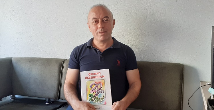 29 GÜNDE OKUMA-YAZMA ÖĞRETİYOR