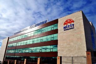 EN ÇOK TERCİH EDİLEN OKULLAR ARASINDA