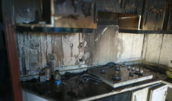 KULA KÖYÜNDE EV YANGINI