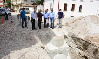 YAĞMUR SUYU SORUNU ÇÖZÜLÜYOR