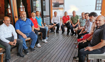 CEYLAN, ANTRENÖRLERİ DİNLEDİ