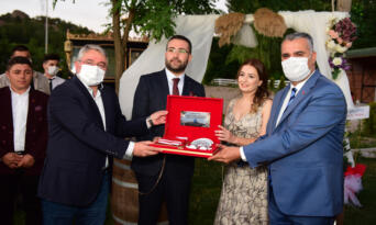 SENA & ÜNAL ÇİFTİ NİŞANLANDI