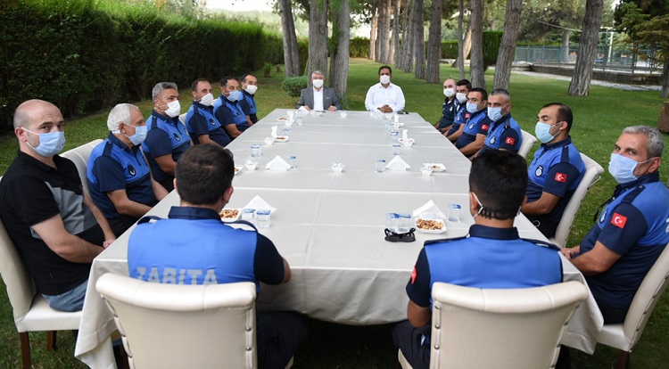 BAŞKAN ZABITALARIN HAFTASINI KUTLADI