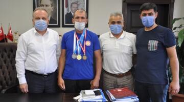 ALTIN VE GÜMÜŞ MADALYA KAZANDI