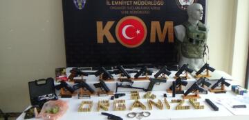 HARAÇ TOPLAYAN ÇETEYE OPERASYON