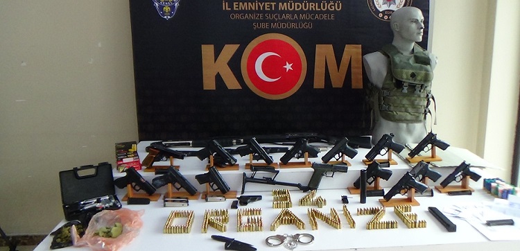 HARAÇ TOPLAYAN ÇETEYE OPERASYON
