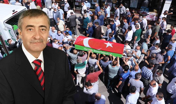 ARİF ERSOY DUALARLA UĞURLANDI