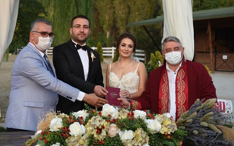 SENA VE ÜNAL’IN EN MUTLU GÜNÜ
