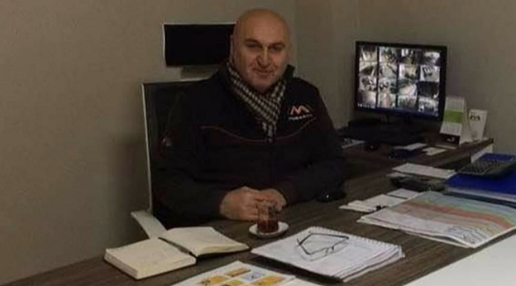 CELAL MANAN SEVENLERİNİ ÜZDÜ