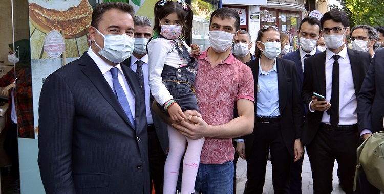 BABACAN ÇORUM’DA ESNAFI ZİYARET ETTİ