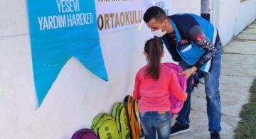 MAKEDONYA’DAKİ ÖĞRENCİLERİ SEVİNDİRDİLER