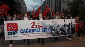 ÇORUM’DA CUMHURİYET YÜRÜYÜŞÜ