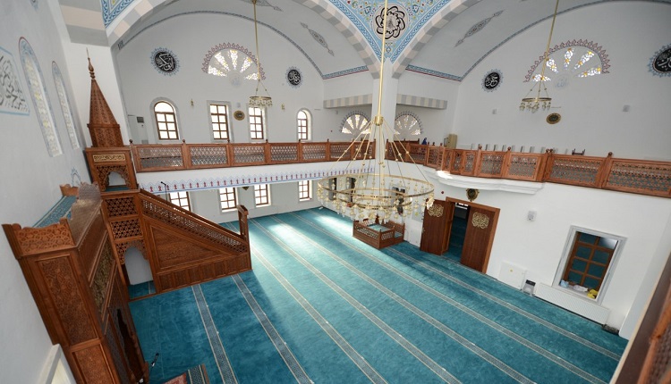 AKKENT’E BELEDİYE CAMİ YAPTIRDI