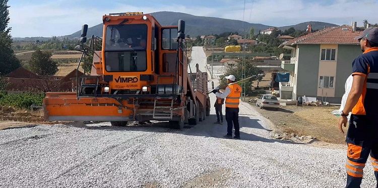 ORTAKÖY’DE PAZAR YOLLARI ASFALTLANDI