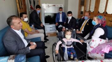 CEYLAN ENGELLİ ÇOCUĞU SEVİNDİRDİ