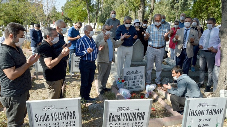 GAZETECİ MUSTAFA YOLYAPAR ANILDI