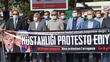 FRANSA CUMHURBAŞKANI MACRON’A TEPKİ