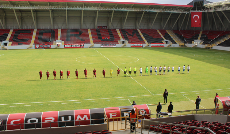 ÇORUMSPOR TARAFTARLARI ÜZÜYOR