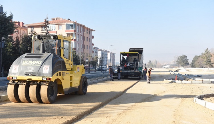 ASFALT ÇALIŞMASI DEVAM EDİYOR