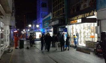 GENÇ YAŞTA SEVENLERİNİ ÜZDÜ!