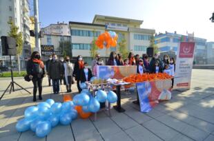 DİLEKLERİNİ GÖKYÜZÜNE BIRAKTILAR