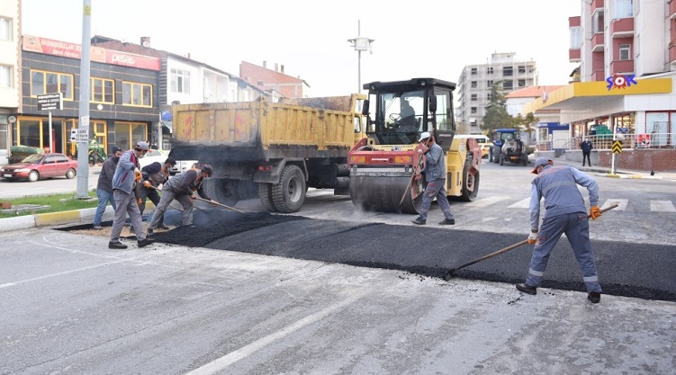 BELEDİYE HIZ KESİCİ KASİSLER YAPTI