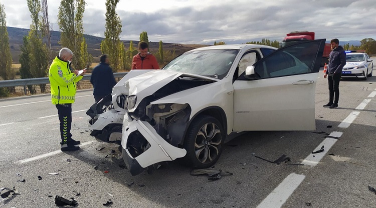 TRAKTÖR SÜRÜCÜSÜ KAZADA ÖLDÜ!