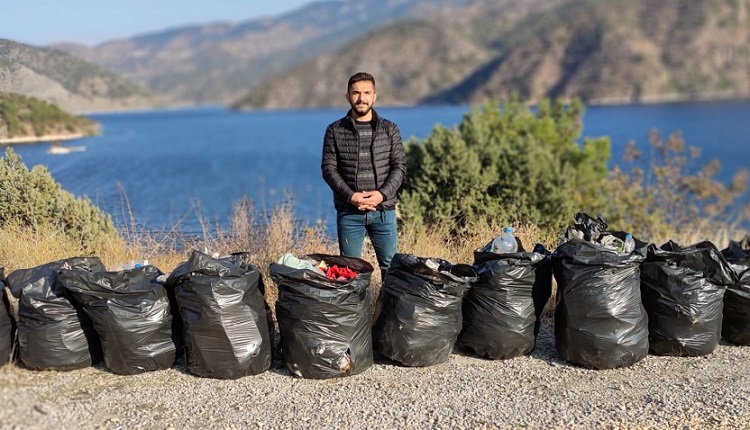 DUYARLI GENÇLERDEN ÖRNEK DAVRANIŞ