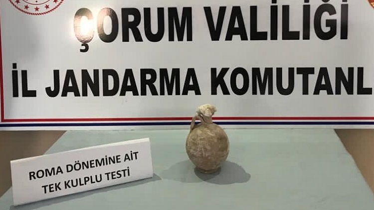 TARİHİ ESERİ SATARKEN YAKALANDI